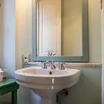 Flora 1 By Portofinohomes