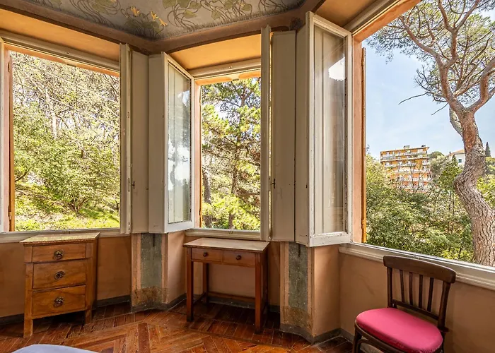 Flora 1 By Portofinohomes